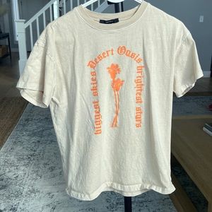 forever 21 t-shirt  us size small. only worn twice